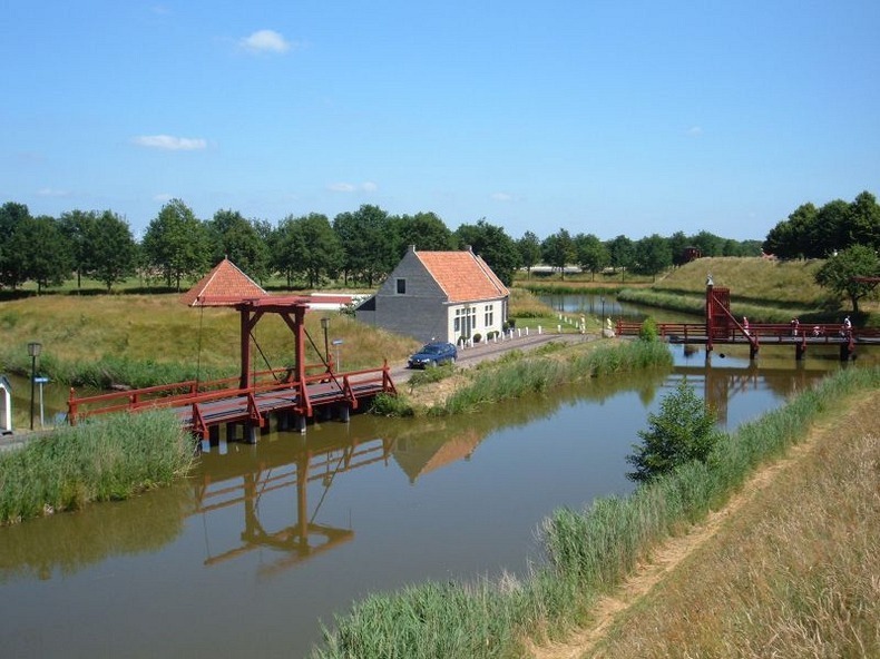 " " fort-bourtange-9[2